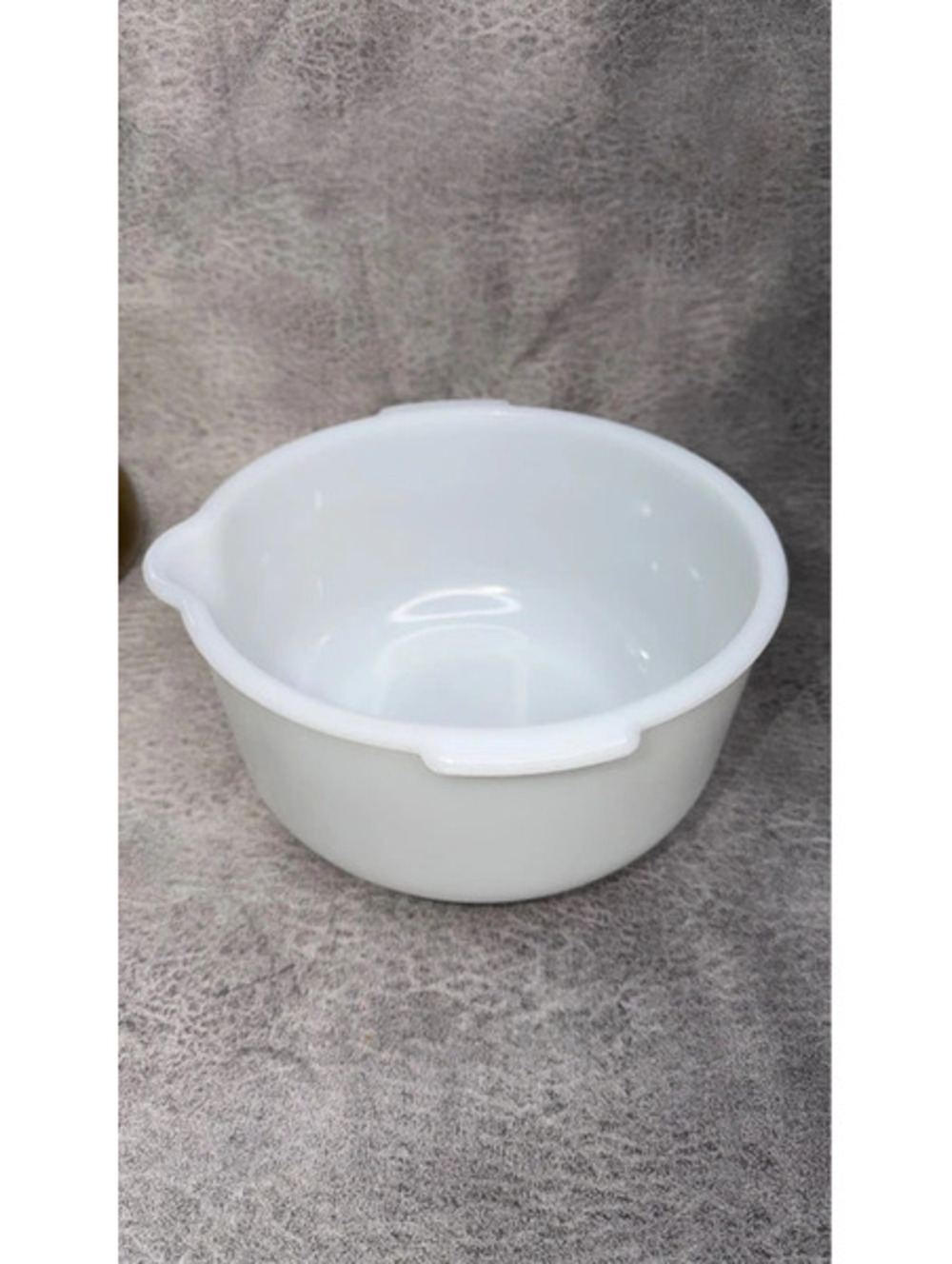 Vintage Glasbake Sunbeam White Milk Glass Mixing Bowl Double Pour Spout 8" MCM - Picture 1 of 4